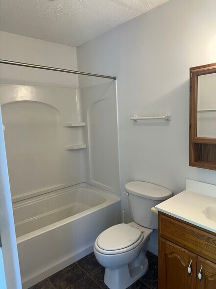 Building Photo - 1615 McGuire Ct
