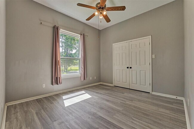 Building Photo - 10506 Crestwater Cir