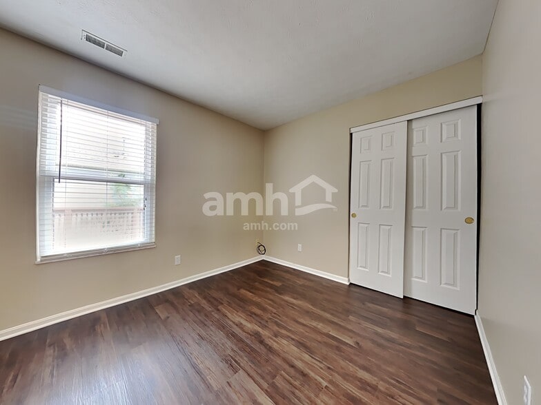 Building Photo - 2515 Bridgewood Dr