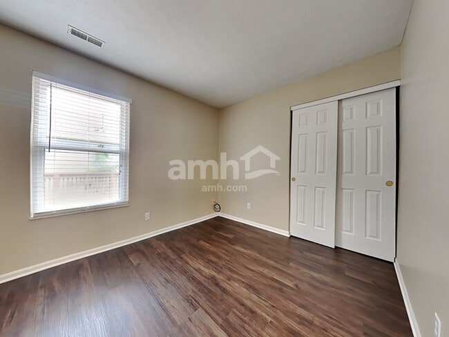Building Photo - 2515 Bridgewood Dr