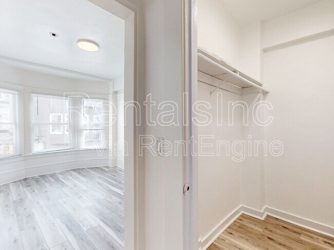 Building Photo - 1053 Post St
