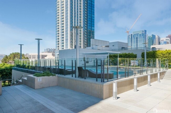 Building Photo - 401 Harrison St