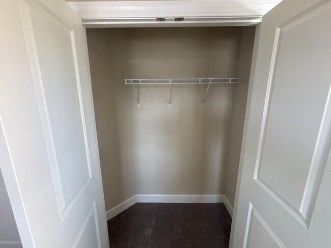 Building Photo - Spacious 3-Bed 2.5 Bath Townhome for Rent in Algood