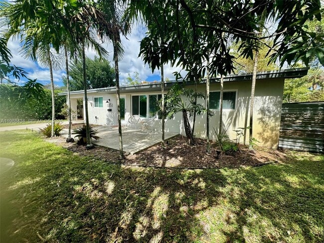 Building Photo - 1351 SW 32nd St