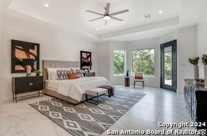 Building Photo - 10111 Ivory Canyon