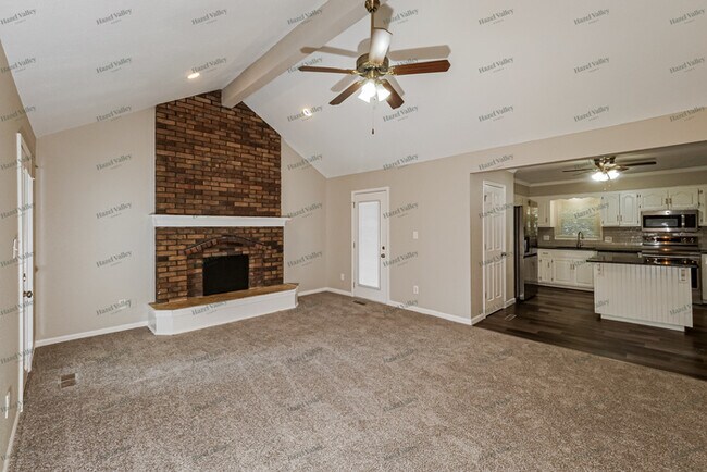 Building Photo - 512 S Wabash Ct