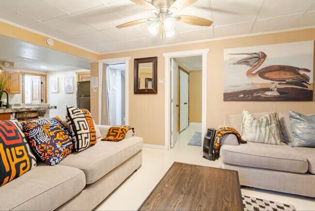 Building Photo - 488 Lana Ct