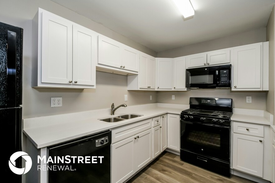 Building Photo - 1575 Loveland Dr