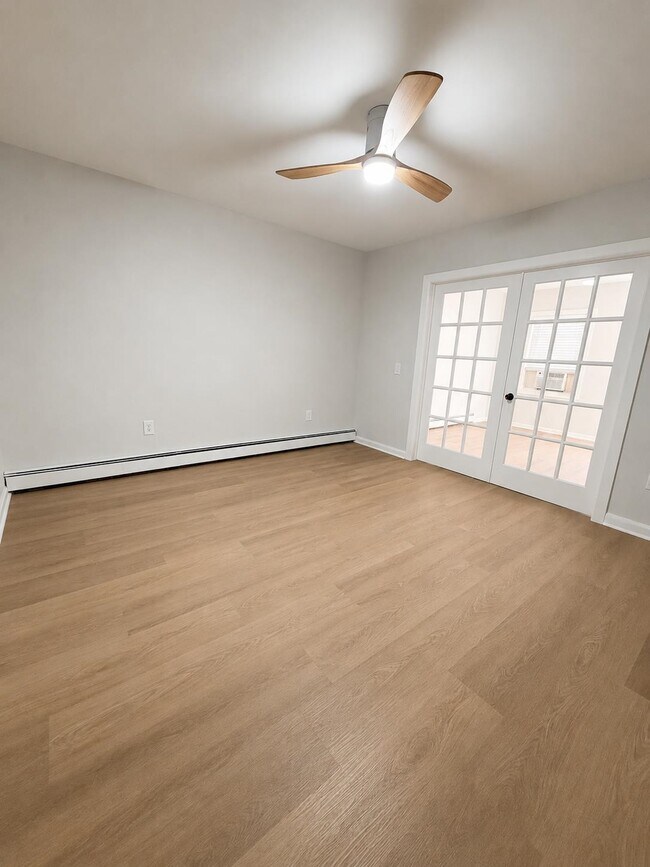 Building Photo - 605 Bergenline Ave