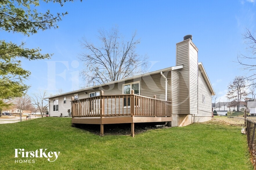 Building Photo - 37 Westbrook Dr