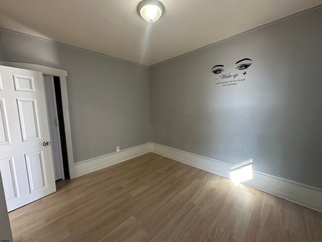 Building Photo - 1421 Drexel Ave