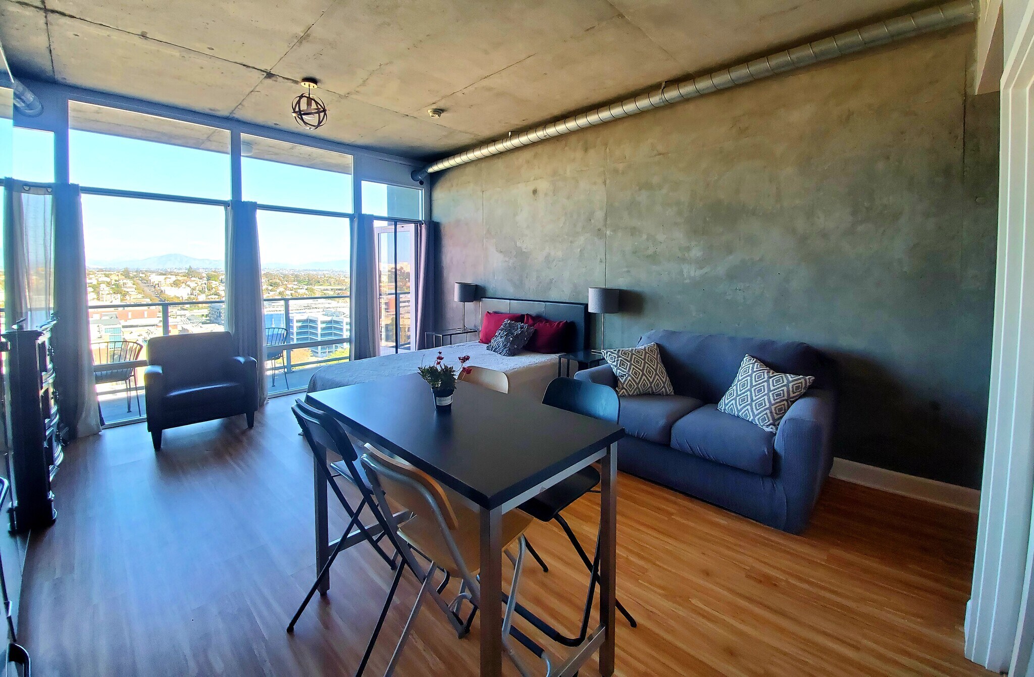 Building Photo - 1080 Park Blvd