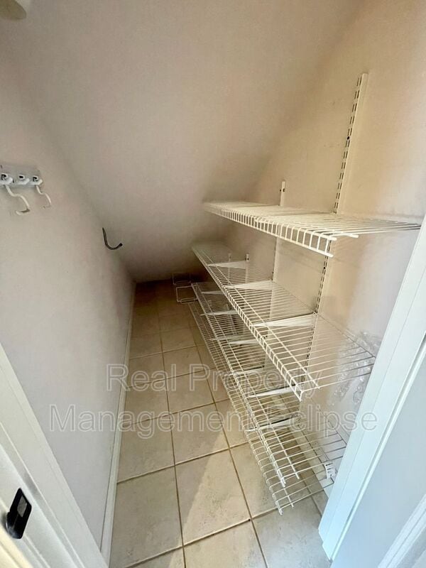 Building Photo - 315 N 155th St