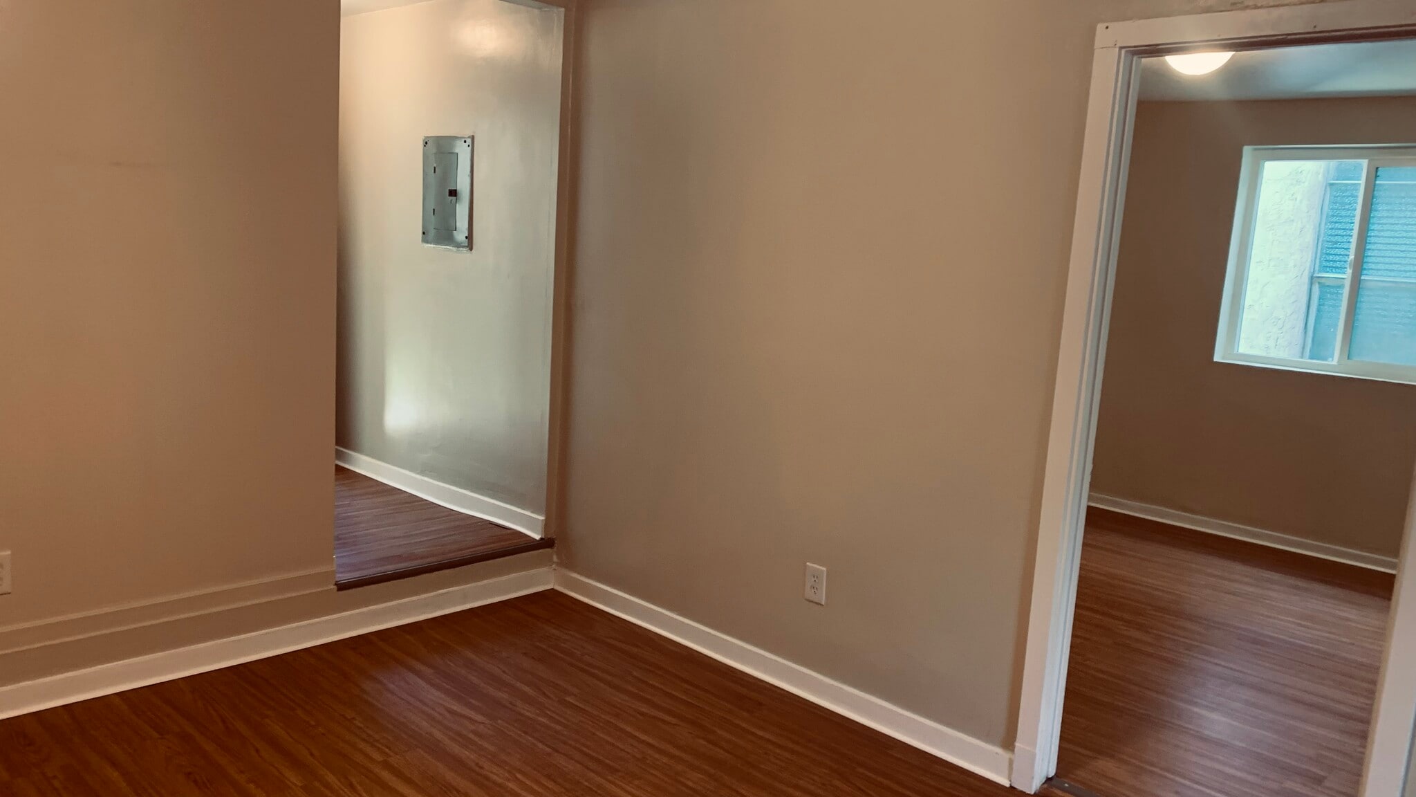 Building Photo - 2047 20th Ave