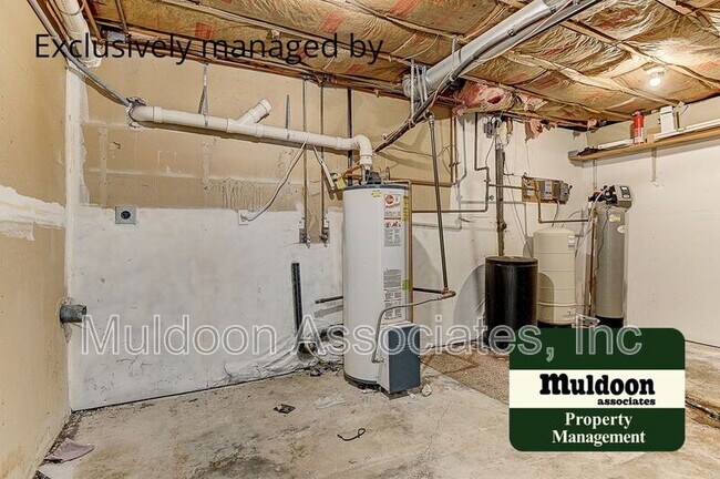 Building Photo - 11750 Columbine Hills Rd