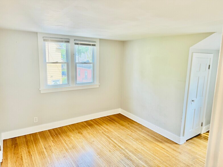 Upstairs - bedroom #2 - 1059 Atlantic Ave