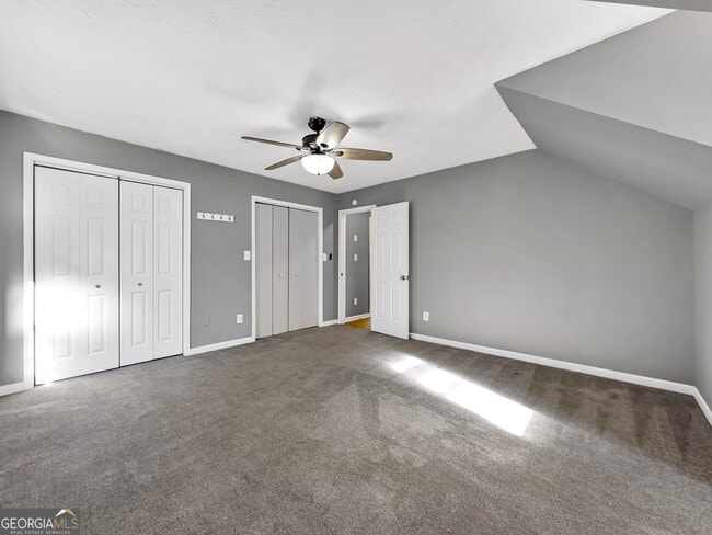 Building Photo - 410 Invector Ct