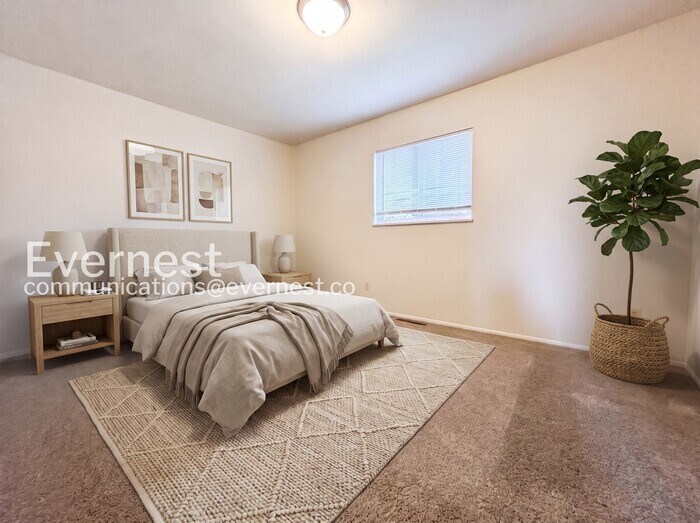 Building Photo - 4203 Goldenrod Dr