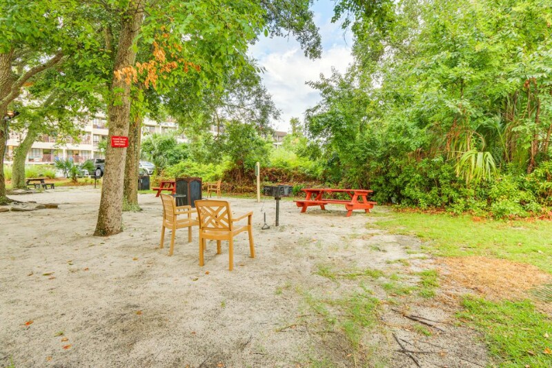 Building Photo - 40 Folly Field Rd