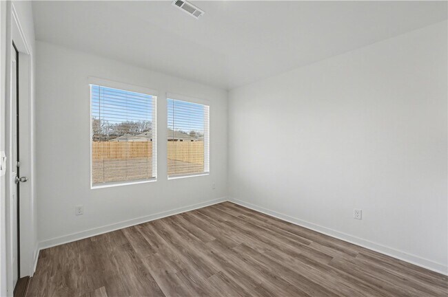 Building Photo - 539 Colorado St