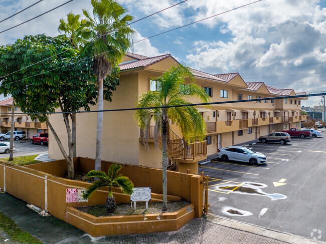 210-240 W 68th St Hialeah, FL 33014 - Villa Andalucia