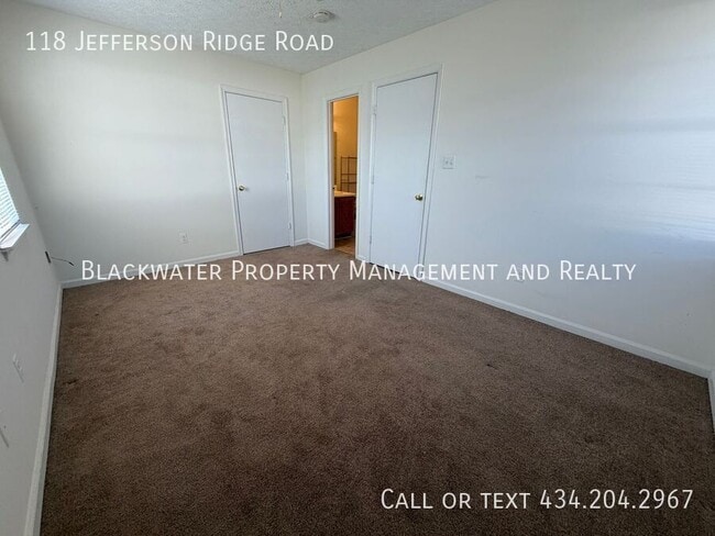 Building Photo - 118 Jefferson Ridge Rd