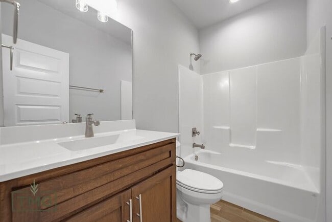 Building Photo - Naples: Your Stylish Haven in Owasso