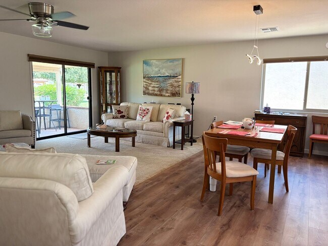 Building Photo - Beautifully updated 2 bedroom with large den/office area. In Leisure World a 45+ Active Adult Res...