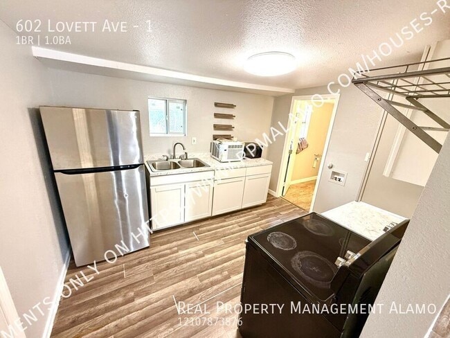 Building Photo - 602 Lovett Ave