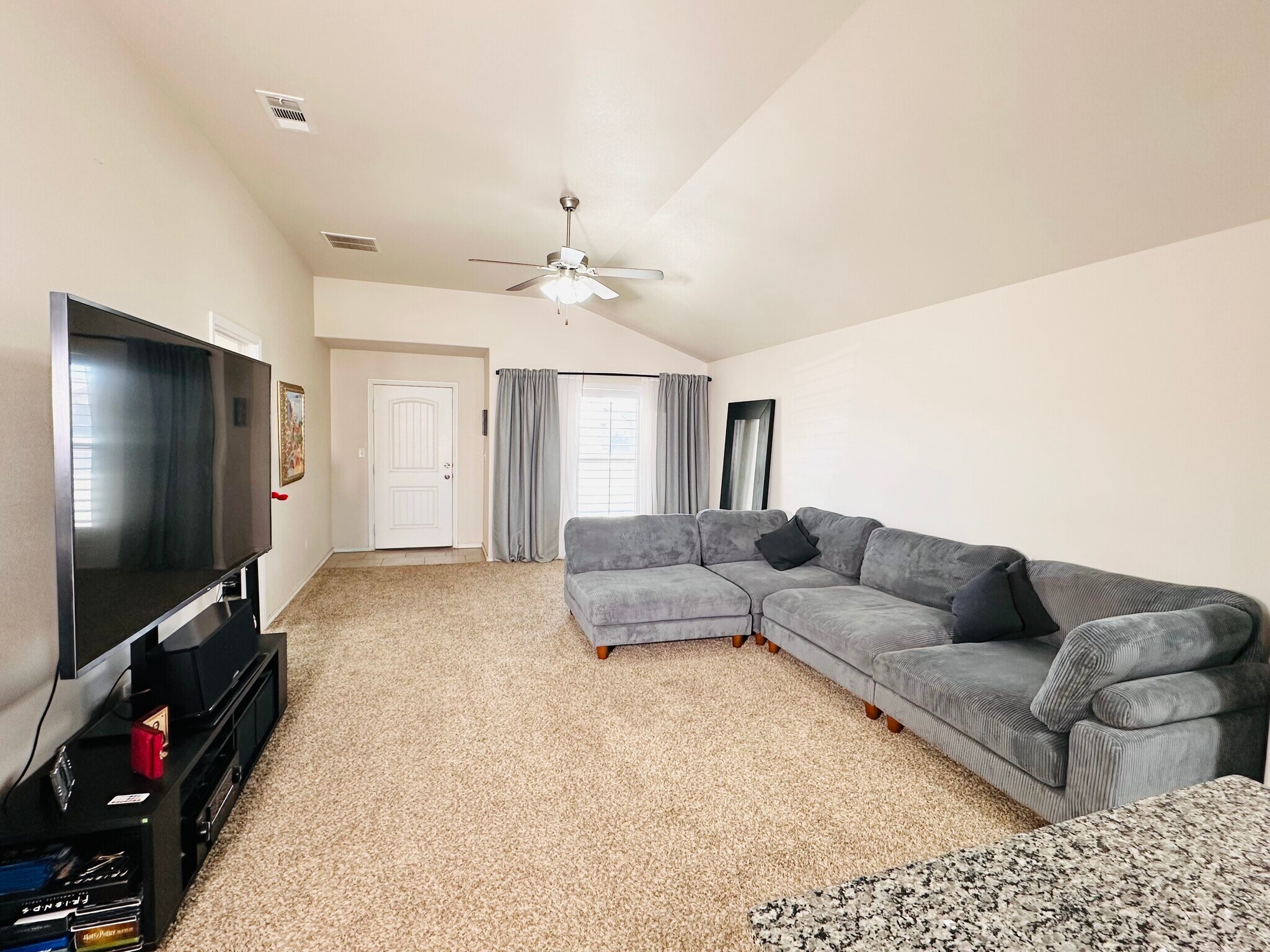 Building Photo - 1605 Revolution Dr