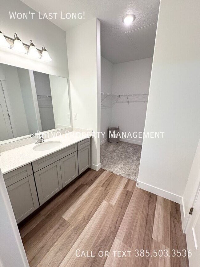 Building Photo - 841 Coulsen Dr