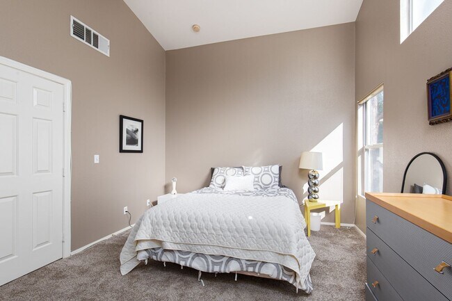 Building Photo - Fully Furnished Home in Green Valley Ranch – Move-In Ready