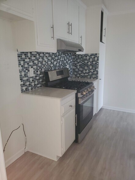 Building Photo - 741 Amigos Way