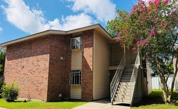 Building Photo - 7724 Bles Ave