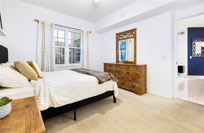 Building Photo - 11400 Ocean Walk Dr