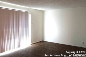 Building Photo - 1022 Fabulous Dr