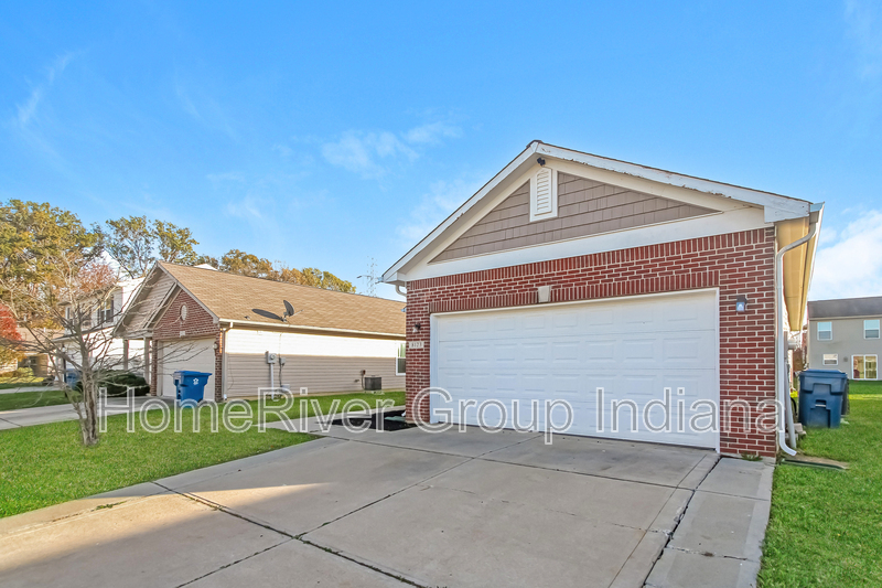 Building Photo - 8123 Grove Berry Dr