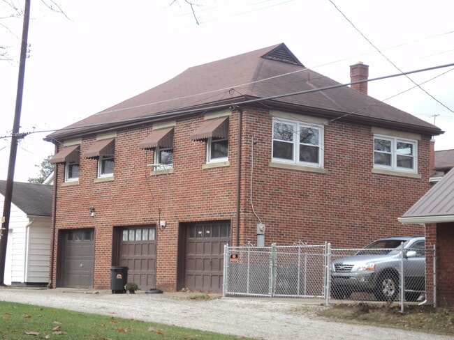 Building Photo - 803 Jefferson Ave