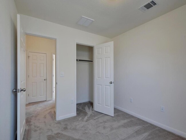 Building Photo - 5420 Juniper Jct Ln