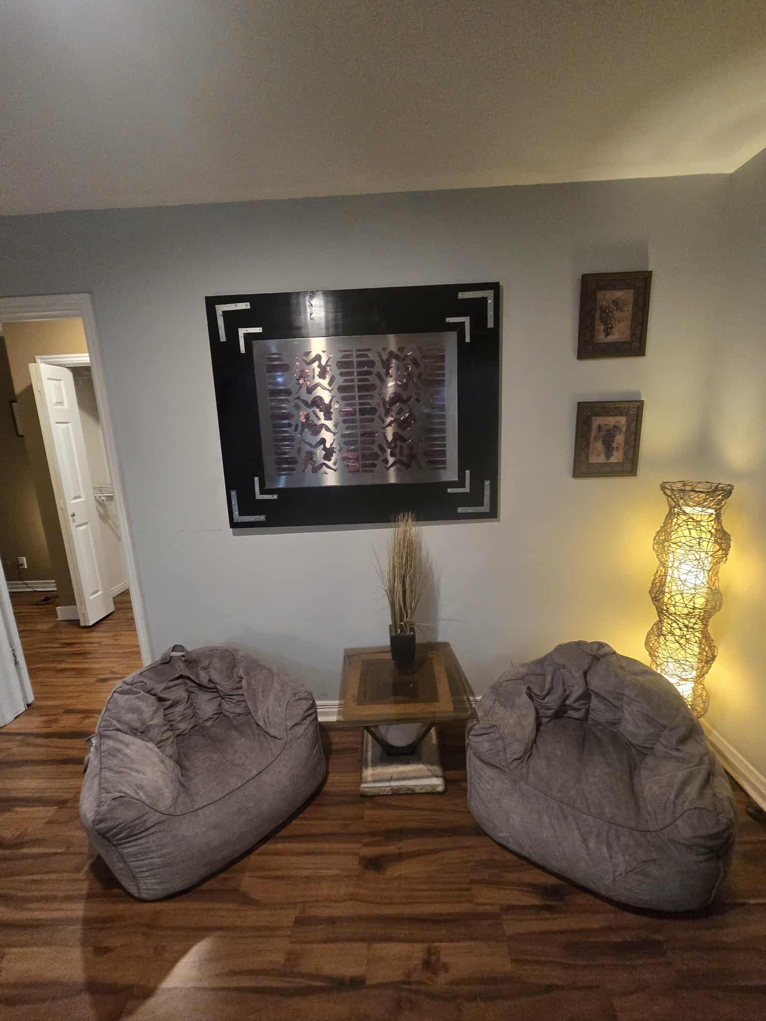 Extra space - 44 W Broadway