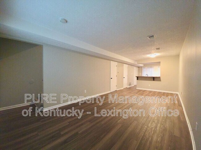 Building Photo - 2853 Snow Rd