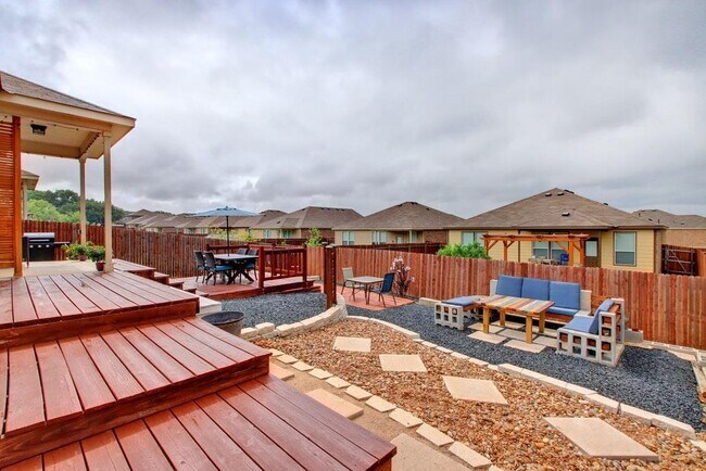 Building Photo - 97 Mallard Ln