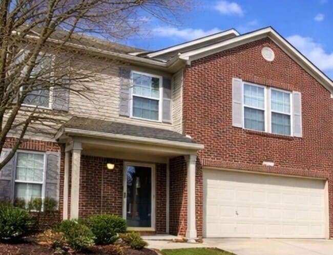 Building Photo - 6857 Maywood Cir
