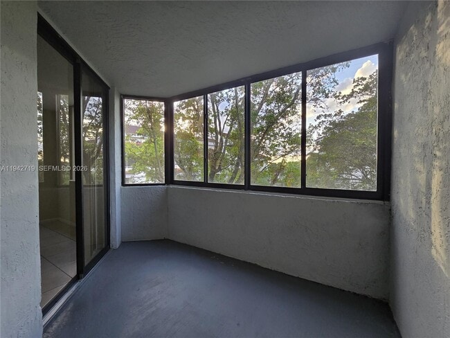 Building Photo - 8215 SW 152nd Ave