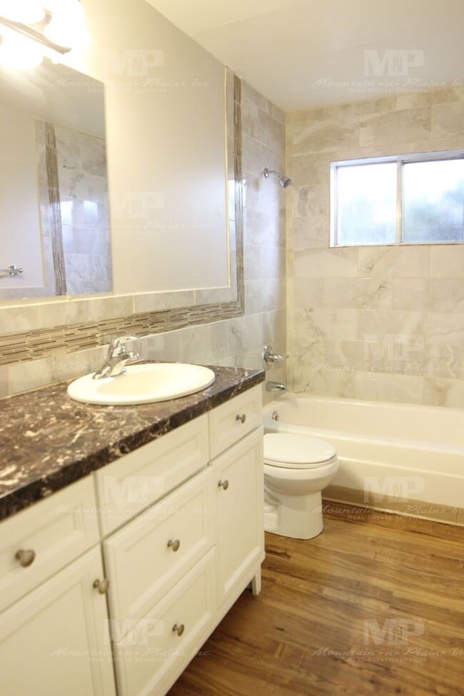 Building Photo - 2909 Sumac St