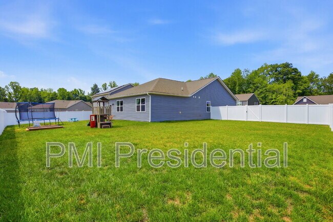 Building Photo - 11070 Chappell Crk Cir