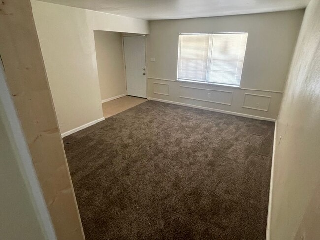 Building Photo - 3 Bedroom House in Carrollton, TX (Fully Renovated!)