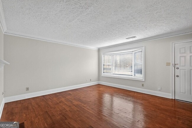 Building Photo - 898 Chippendale Ln