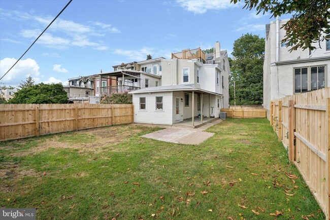 Building Photo - 4432 Dexter St