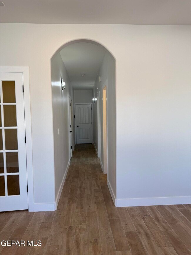 Building Photo - 3045 Woodhead